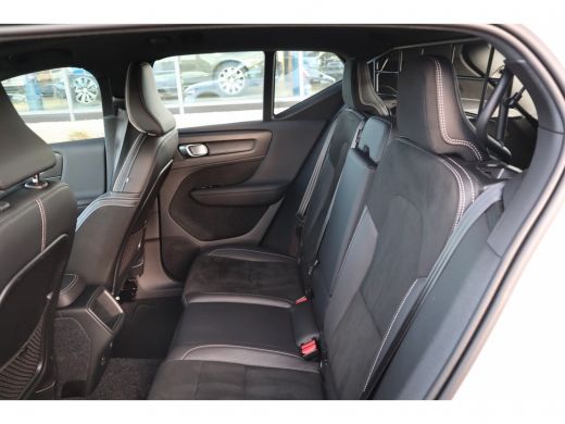 Volvo  XC40 2.0 T4 R-Design | Keyless entry | Panorama Schuifdak | Adaptive Cruise Control | ActivLease financial lease