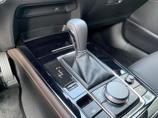 Mazda CX-30 2.0 e-SkyActiv-X Luxury | I-active sense | Schuifdak | Navigatie | Led verlichting | Bose audio |... ActivLease financial lease