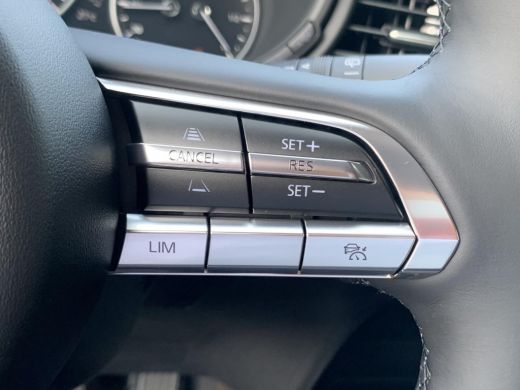 Mazda CX-30 2.0 e-SkyActiv-X Luxury | I-active sense | Schuifdak | Navigatie | Led verlichting | Bose audio |... ActivLease financial lease