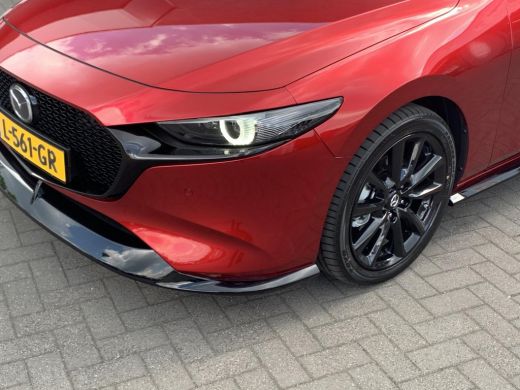 Mazda 3 2.0 E-SkyActiv-X 186 Luxury | Sport-pakket | Schuif-kanteldak | Apple-carplay | 360gr camera | ActivLease financial lease