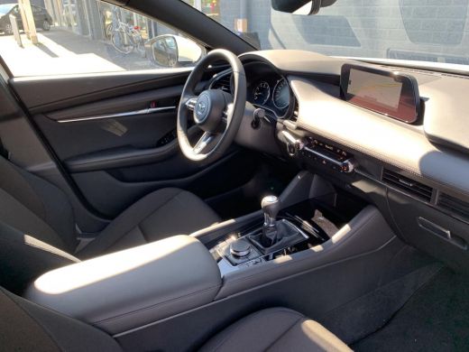 Mazda 3 2.0 E-SkyActiv-G 150 Sportive | Camera | Navigatie | Keyless | Apple Carplay | ActivLease financial lease