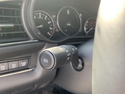 Mazda CX-30 2.0 e-SkyActiv-X Sportive AUTOMAAT | Navigatie | Achteruitrijcamera | Stoelverwarming | Head-up d... ActivLease financial lease