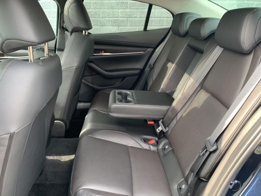Mazda 3 2.0 E-SkyActiv-X 186 Luxury | Navigatie | Led verlichting | Bose audio | Lederen bekleding | Airc... ActivLease financial lease