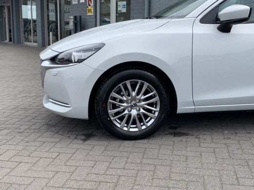 Mazda 2 1.5 Skyactiv-G Luxury | I-Active sense | Navigatie | Airco (automatisch) | Cruise control | Achte... ActivLease financial lease