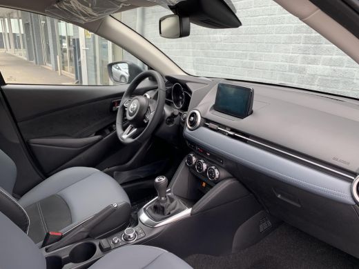 Mazda 2 1.5 Skyactiv-G Signature | Navigatie | Airco (automatisch) | Cruise control adaptive |  360 gr. c... ActivLease financial lease