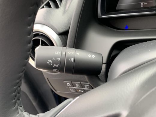 Mazda 2 1.5 Skyactiv-G Signature | Navigatie | Airco (automatisch) | Cruise control adaptive |  360 gr. c... ActivLease financial lease