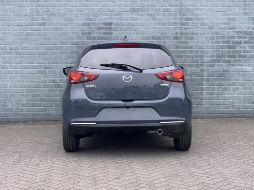 Mazda 2 1.5 Skyactiv-G Signature / 360gr camera / Radar-cruise / Led / Navigatie / ActivLease financial lease