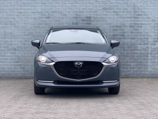Mazda 2 1.5 Skyactiv-G Signature / 360gr camera / Radar-cruise / Led / Navigatie /