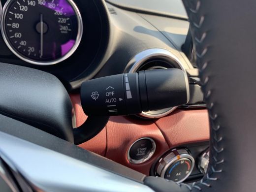 Mazda MX-5 1.5 SkyActiv-G 132 Signature | Navigatie | Bose audio | Achteruitrijcamera | Lederen bekleding | ... ActivLease financial lease
