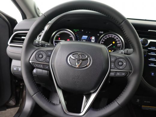 Toyota Camry premium ActivLease financial lease
