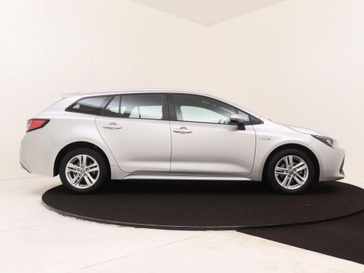Toyota Corolla Touring Sports 1.8 Hybrid Active ActivLease financial lease