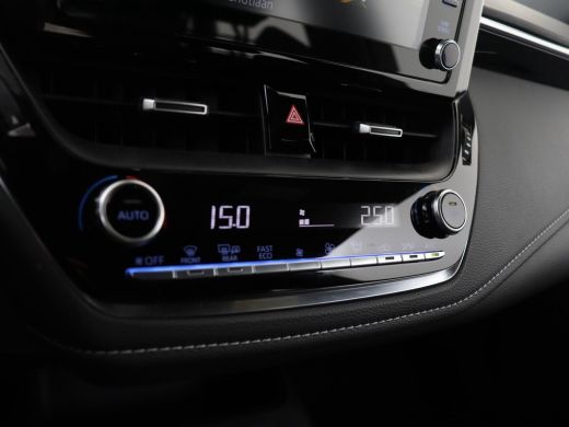 Toyota Corolla Touring Sports 1.8 Hybrid Active ActivLease financial lease