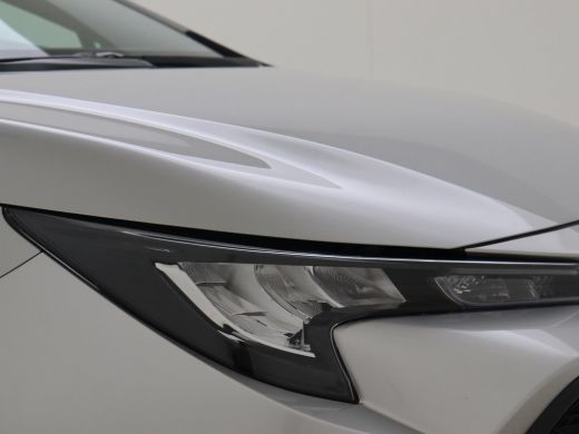 Toyota Corolla Touring Sports 1.8 Hybrid Active ActivLease financial lease