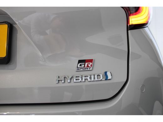 Toyota Corolla Touring Sports 2.0 Hybrid GR-Sport Plus ActivLease financial lease