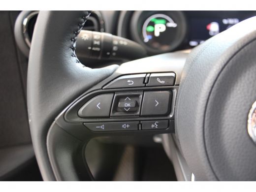 Toyota Yaris 1.5 Hybrid Dynamic | Intro pakket | ActivLease financial lease