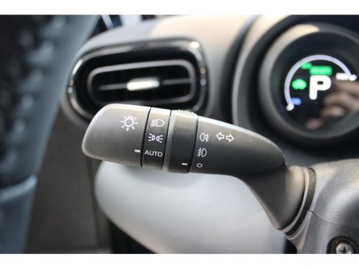 Toyota Yaris 1.5 Hybrid Dynamic | Intro pakket | ActivLease financial lease