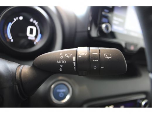 Toyota Yaris 1.5 Hybrid Dynamic | Intro pakket | ActivLease financial lease