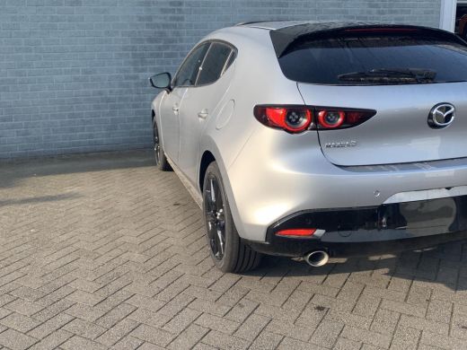 Mazda 3 2.0 E-SkyActiv-X 186 Luxury | Navigatie | Led verlichting | Bose audio | Lederen bekleding | Airc... ActivLease financial lease