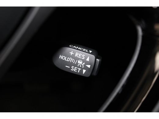 Toyota C-HR 1.8 Hybrid Dynamic ActivLease financial lease