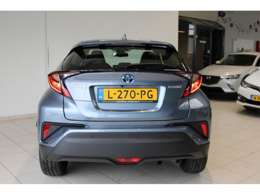 Toyota C-HR 1.8 Hybrid Dynamic ActivLease financial lease