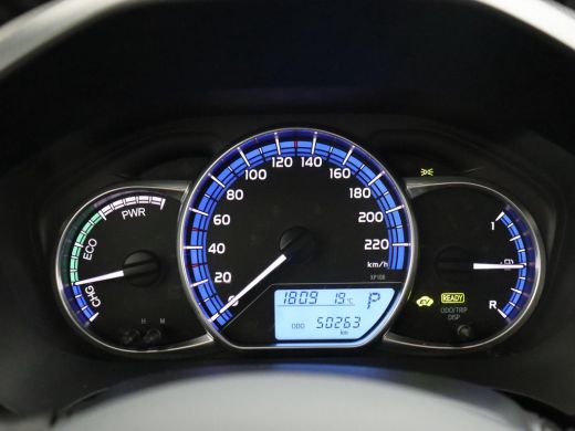Toyota Yaris 1.5 Hybrid Dynamic Bi-Tone ActivLease financial lease