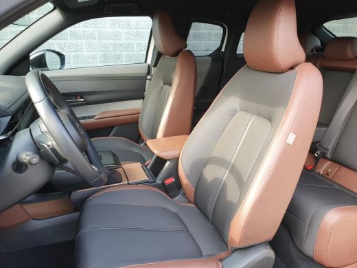 Mazda MX-30 E-Skyactiv 145 First Edition | 8% Bijtelling | Incl BTW !!! | Apple Carplay | Navi | ActivLease financial lease