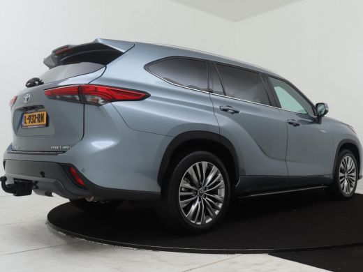 Toyota highlander 2.5 AWD Hybrid Premium ActivLease financial lease