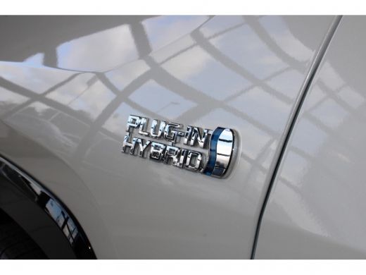 Toyota RAV4 2.5 Plug-In Hybrid AWD Bi-Tone Plus ActivLease financial lease