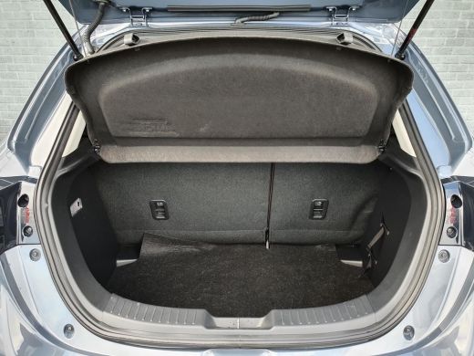 Mazda 2 1.5 Skyactiv-G SkyLease GT AUTOMAAT | Navigatie | Airco (automatisch) | Stoelverwarming | Apple C... ActivLease financial lease