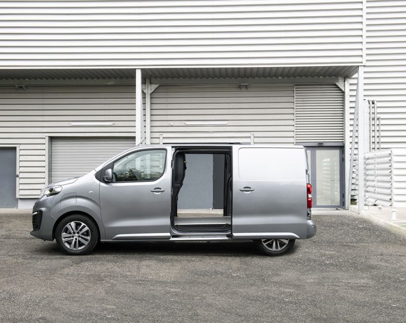 Peugeot Expert 50kWh L3 Dubbele Cabine Peugeot Expert 50kWh L3 Dubbele Cabine