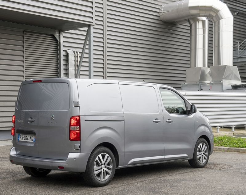 Peugeot Expert 50kWh L3 Dubbele Cabine Peugeot Expert 50kWh L3 Dubbele Cabine