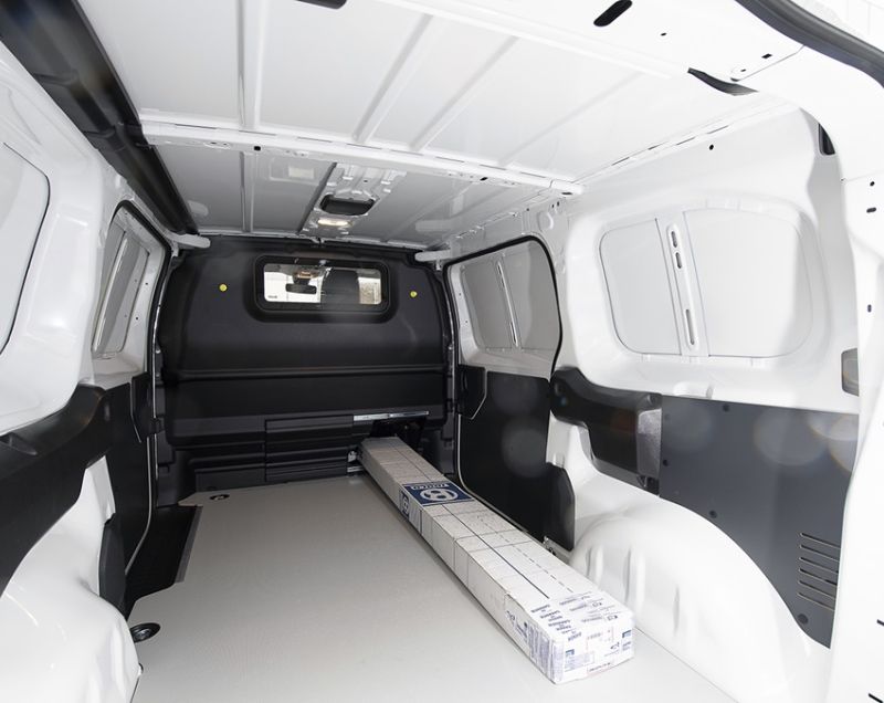 Peugeot Expert 50kWh L2 Standard INCL AIRCO + CRUISE CONTROL