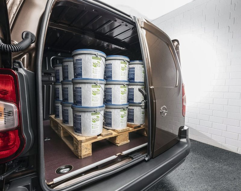 Opel Combo 50kWh L2 136 PK - 800 KG LAADVERMOGEN