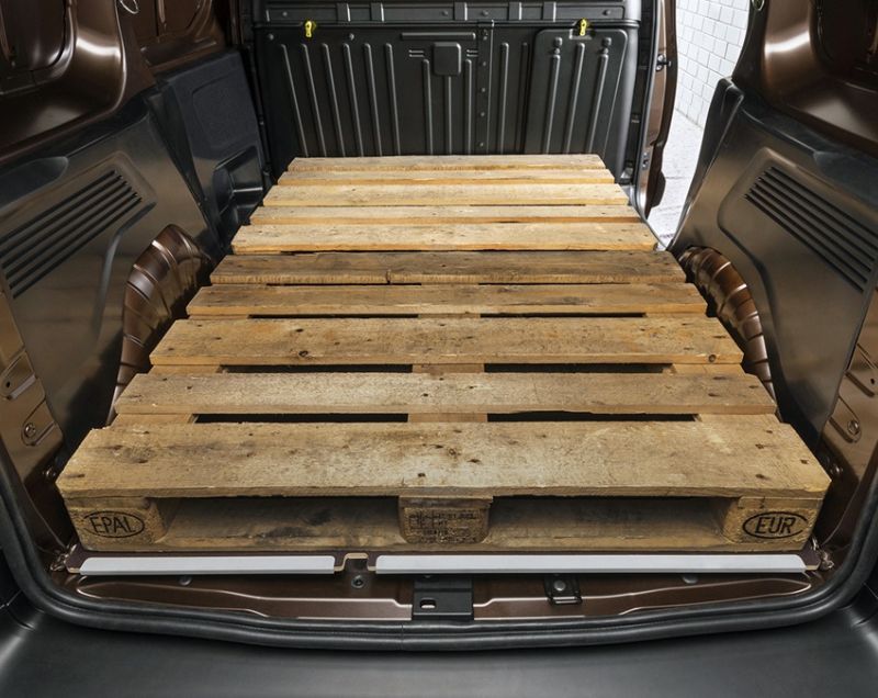 Opel Combo 50kWh L2 136 PK - 800 KG LAADVERMOGEN