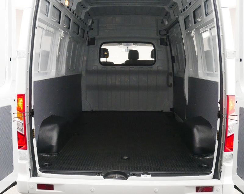 SAIC Maxus EV80 H2 Middle Roof - UIT VOORRAAD LEVERBAAR SAIC Maxus EV80 H2 Middle Roof - UIT VOORRAAD LEVERBAAR