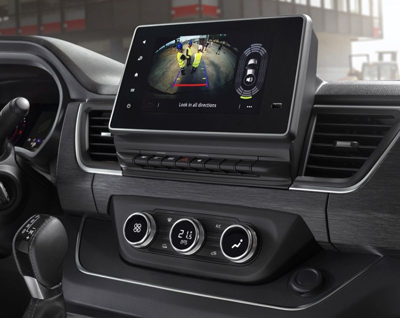 Nissan Primastar 2.0dci l1h1 3.0t acenta 110 Nissan Primastar 2.0dci l1h1 3.0t acenta 110