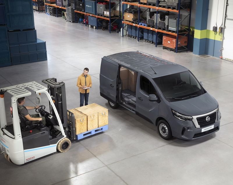 Nissan Primastar 2.0dci l1h1 3.0t n-connecta 130