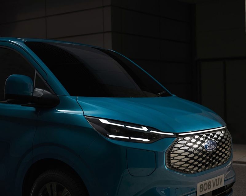 Ford Transit Custom 2.5 Plug-in Hybride L1H1 e-CVT automaat