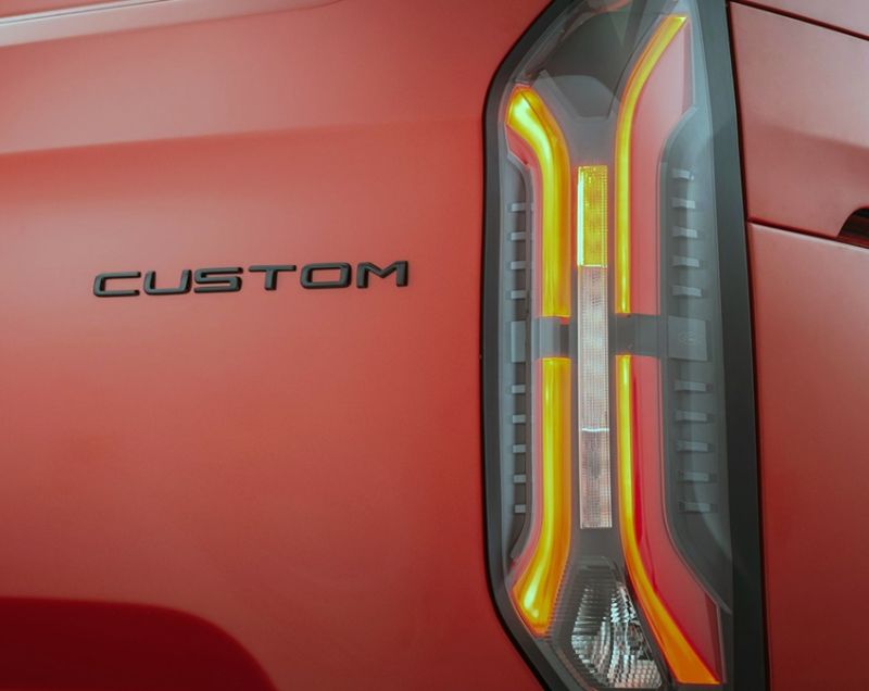 Ford Transit Custom 2.5 Plug-in Hybride L1H1 e-CVT automaat