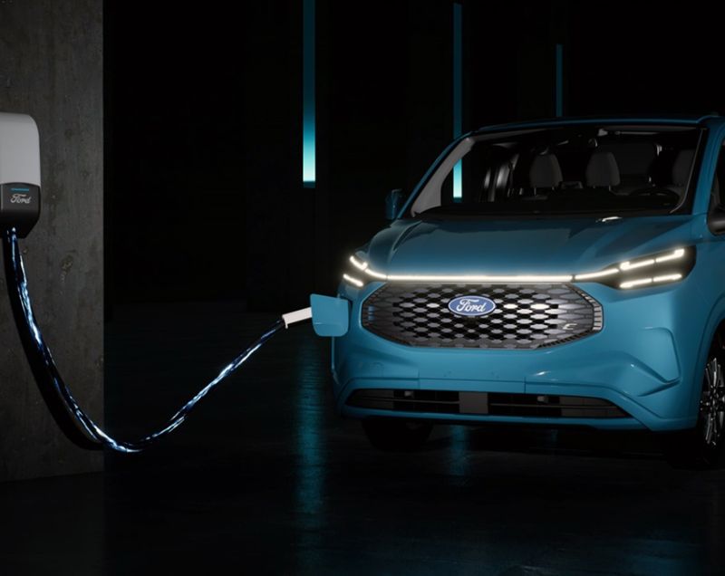 Ford Transit Custom 2.0tdci L1H1 340 Trend 130 PK, Frozen White + ACHTERUITRIJCAMERA / TREKHAAK Ford Transit Custom 2.0tdci L1H1 340 Trend 130 PK, Frozen White + ACHTERUITRIJCAMERA / TREKHAAK