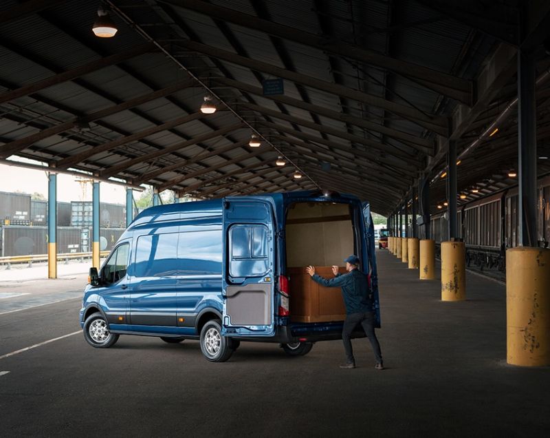 Ford Transit 68kWh ev l3h2 350 trend 198kW aut