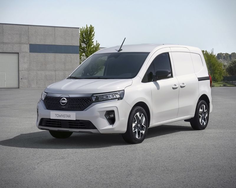 Nissan Townstar 45kWh L1 121 PK Acenta INCL 22 kW LADER - AANRADER!