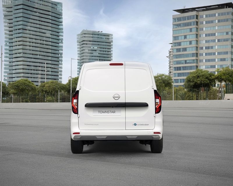 Nissan Townstar 45kWh L1 121 PK Acenta INCL 22 kW LADER - AANRADER!