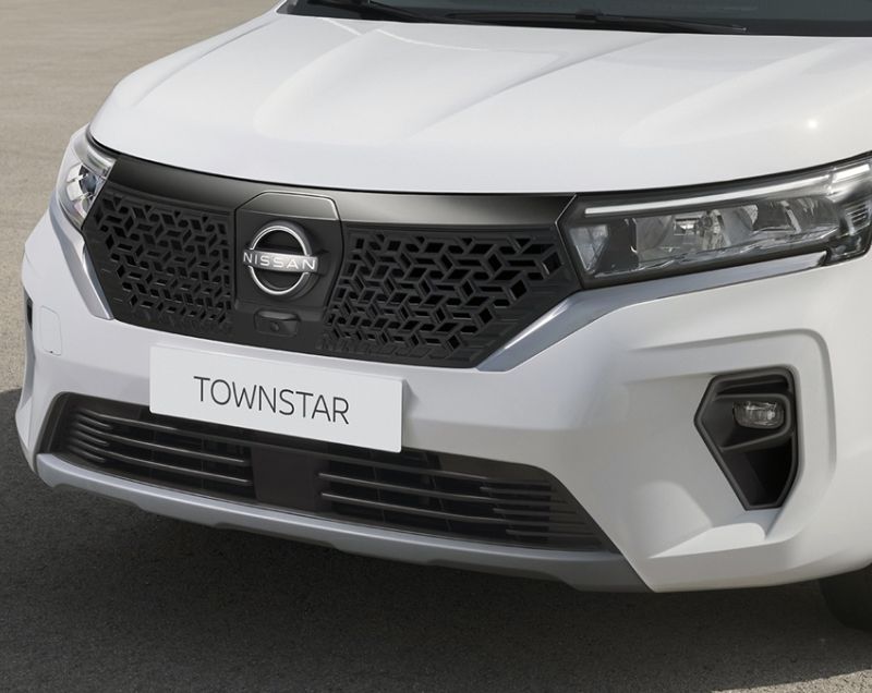 Nissan Townstar 45kWh L1 121 PK Acenta INCL 22 kW LADER - AANRADER!