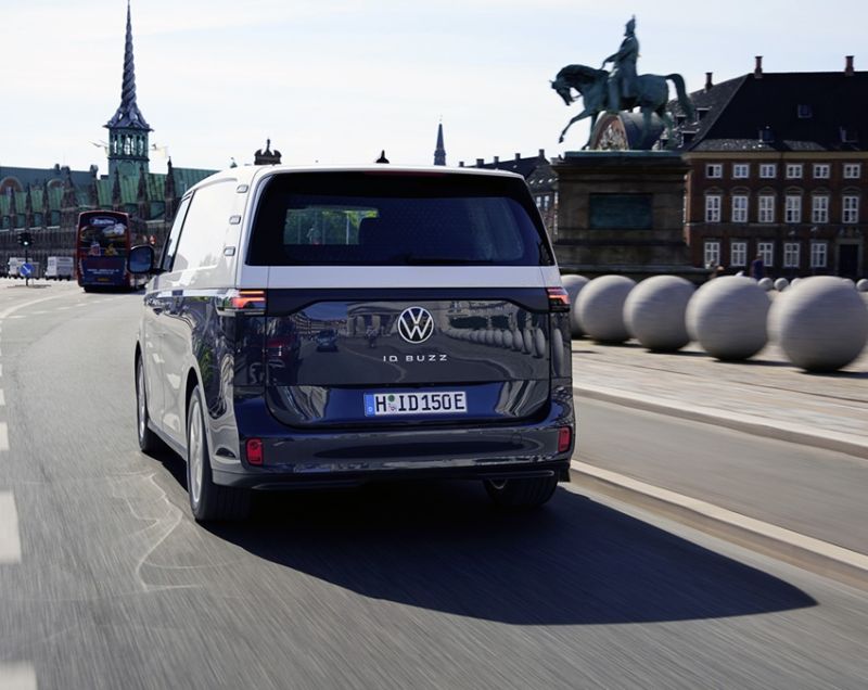 Volkswagen ID.Buzz Cargo 79kWh 210 kW L1H1 + OPEN & CLOSE PAKKET PLUS Volkswagen ID.Buzz Cargo 79kWh 210 kW L1H1 + OPEN & CLOSE PAKKET PLUS