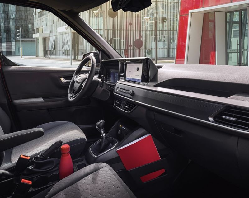 Ford Transit Courier 43.6kWh ev trend 100kW aut