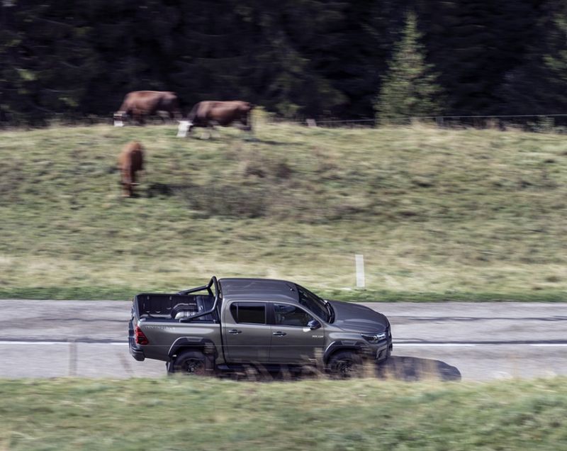 Toyota Hi-lux 2.4d-4d xc 4wd challenger 110kW aut Toyota Hi-lux 2.4d-4d xc 4wd challenger 110kW aut