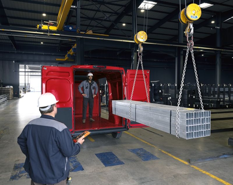 Citroen Jumper 110kWh ev 3.5 l4h2 205kW zwaar aut Citroen Jumper 110kWh ev 3.5 l4h2 205kW zwaar aut