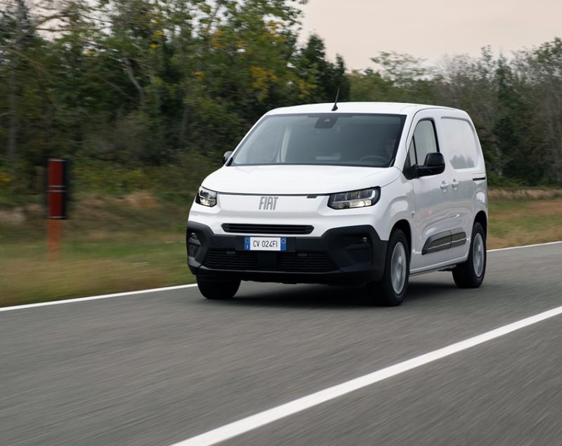 Fiat Doblo 50kWh ev l2 800 100kW aut