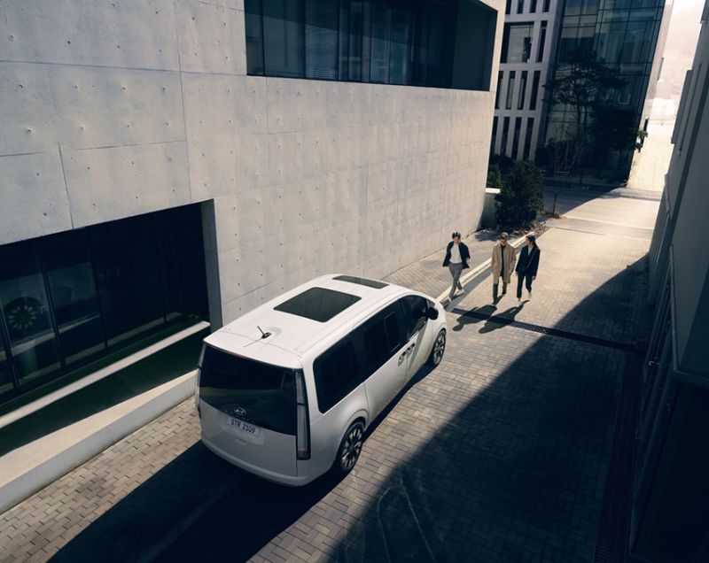 Hyundai Staria 1.6tgdi hev van 165kW